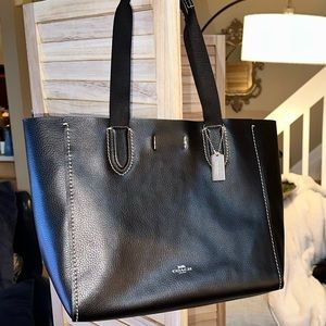 Authentic Coach Black Pebble Leather Tote NWOT
